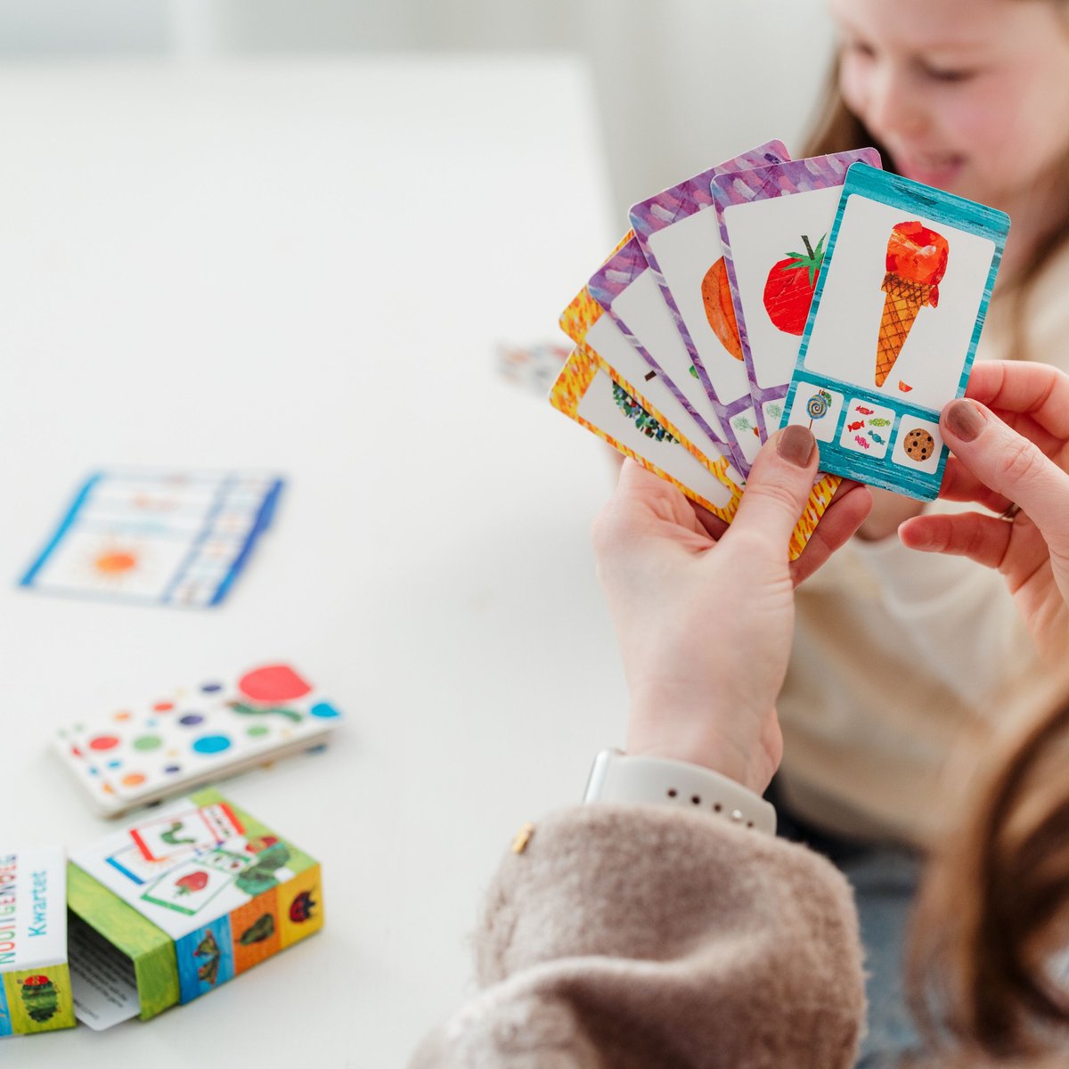 Rupsje Nooitgenoeg kwartet - educatief spel cadeautip vakantie - 32 kaarten, 8 kwartetten - vanaf 3 jaar - Bambolino Toys — afbeelding 8