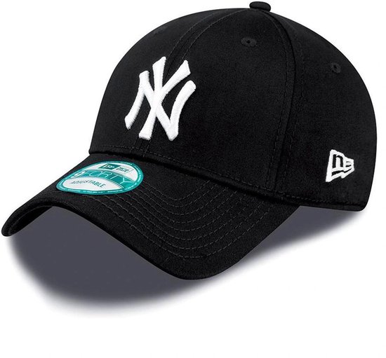 Casquette New Era 9FORTY noire avec logo New York Yankees blanc, logo New Era sur le côté et étiquette réglable.