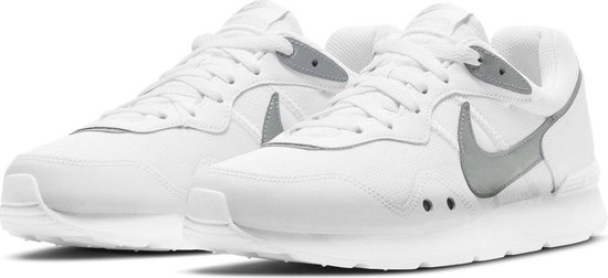Nike - Venture Runner Women - Wit - Dames - maat 38,5 | bol.com