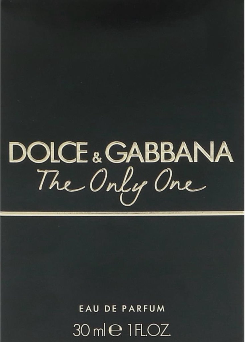 Dolce &amp; Gabbana The Only One parfumflesje met oranje vloeistof en zwarte dop, in de hoek.