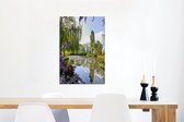Canvas Schilderij Kleuren met weerkaatsing in het water van Monet's tuin in Frankrijk - 60x90 cm - Wanddecoratie