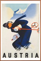 JUNIQE - Poster met kunststof lijst Vintage Oostenrijk skiën -13x18
