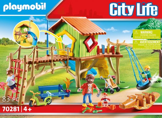 Playmobil City Life speeltoestel met huisje, glijbaan, schommel, klimmuur, scooter en oranje krokodillenwip.