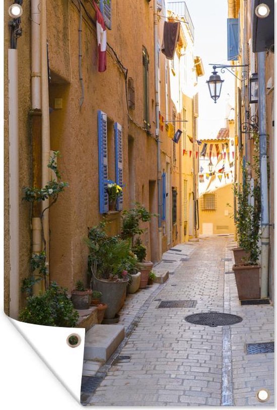 Muurdecoratie Typische straat van Saint Tropez - 120x180 cm - Tuinposter - Tuindoek - Buitenposter