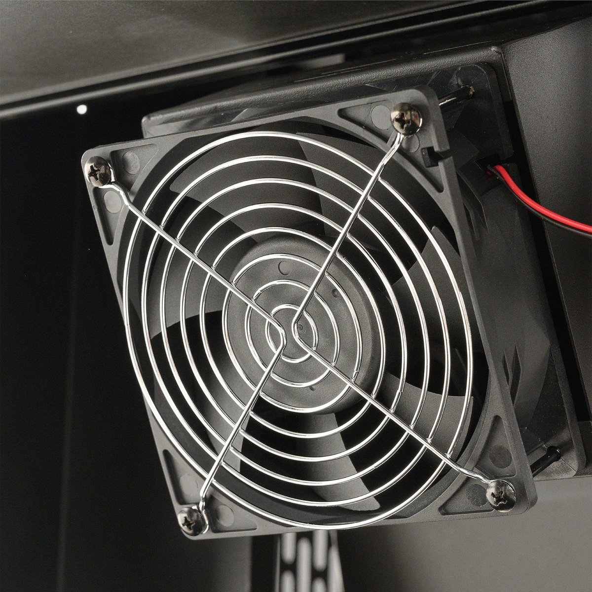 Masterbuilt Gravity Series 600 - Barbecue au charbon de bois et fumoir