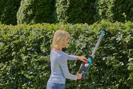 EasyCut 40/18V P4A Ready-to-Use-set - Precisiemessen - Ergonomische handgreep - Laag gewicht Heggenschaar van GARDENA — afbeelding 5