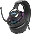 Zwarte JBL Quantum gaming headset met blauwe en paarse LED-verlichting op de oorschelpen.