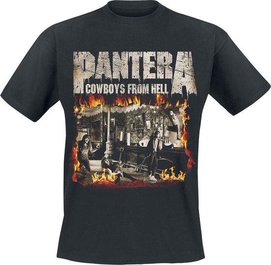 Zwart Pantera Cowboys From Hell t-shirt met vlammen en een scène uit de videoclip.