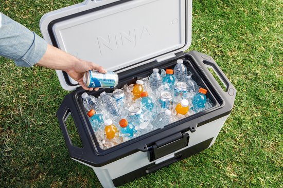 Ninja Frost Vault Koelbox - 47 Liter - Stevig en Handig - Langdurige IJsopslag - Wit - FB151EUWH van Ninja — afbeelding 3