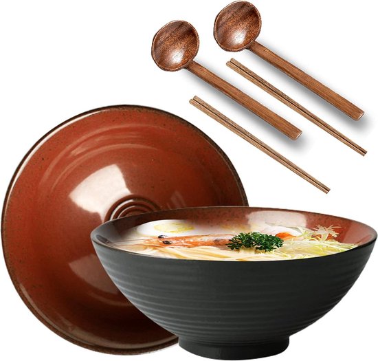Ramen night just got way cuter! 🍜💛 Pompompurin's Instant Ramen set is a savory staple in any mini konbini. Warm up your shelf with a bowl full of charm-no boiling water needed