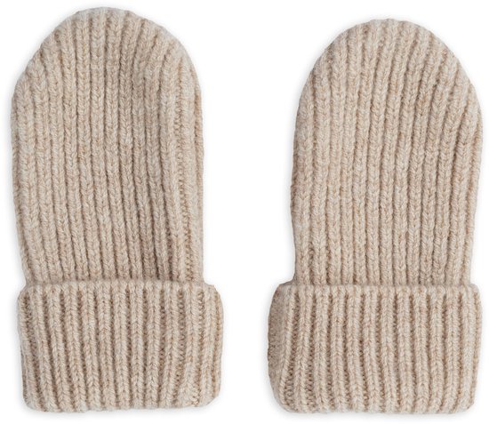 Beige gebreide wollen babywanten met ribbelpatroon.