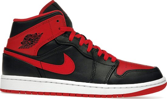 Nike Air Jordan Mid Zwart/Wit/Fire Red - Sneaker - DQ8426-060 - Maat 42.5