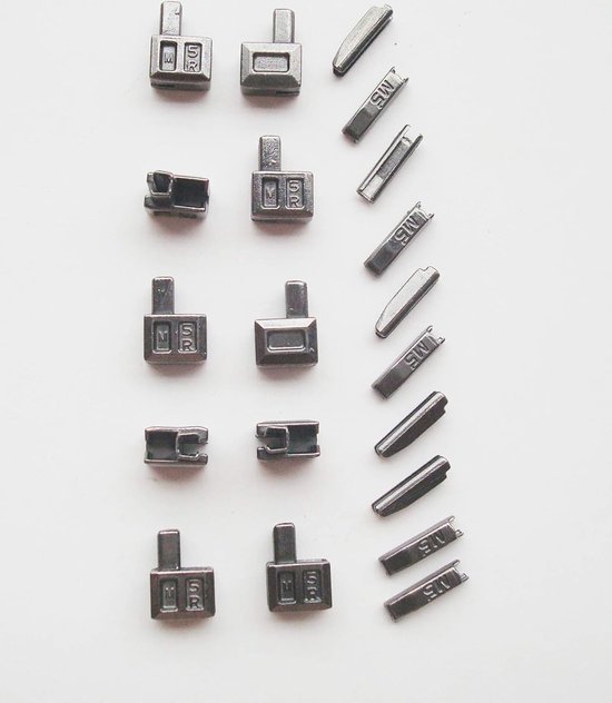 Reparatieset voor vervangen van gebroken ritsen, 20 stuks, 5 metalen sluitplaatjes voor ritssluiting, insteekpen voor rits, onderste stop van rits, schuifregelaars (zilver