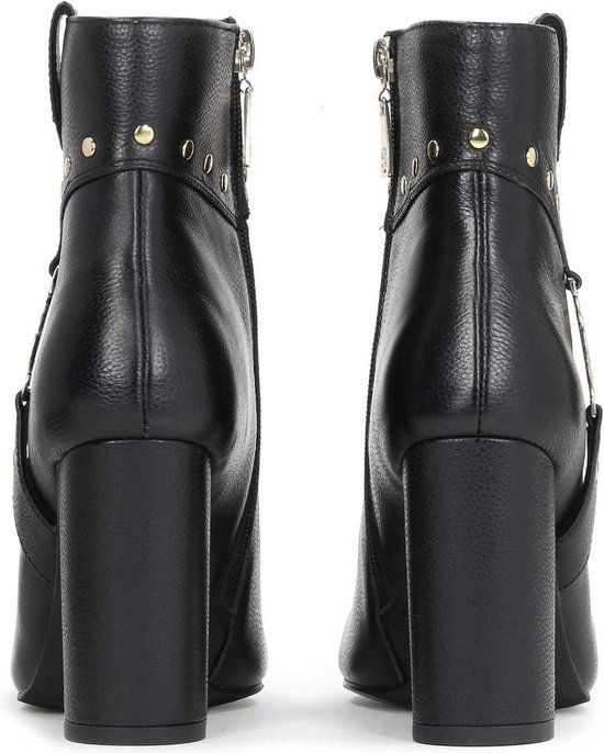 pony equitation boots. EquiFit black pony boots. Fit a medium and large