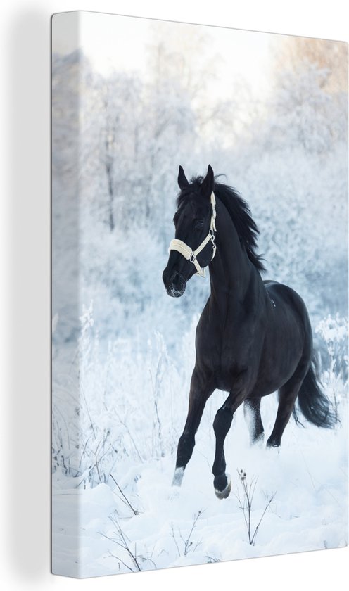 Canvas Schilderij Paard - Sneeuw - Bos - 80x120 cm - Wanddecoratie