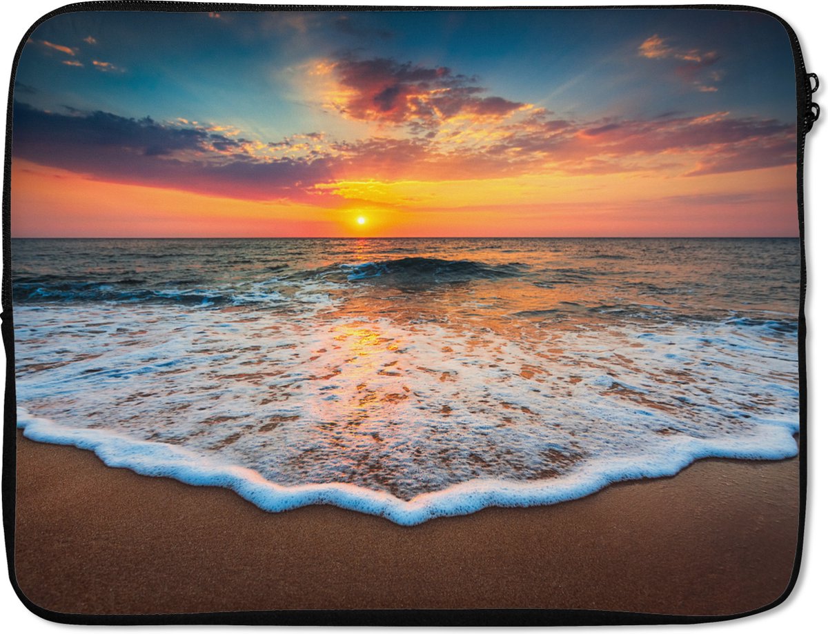 Laptophoes 17 inch - Strand - Zee - Zonsondergang - Laptop sleeve - Binnenmaat 41x28 cm - Zwarte achterkant
