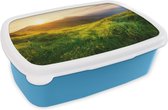 Broodtrommel Blauw - Lunchbox - Brooddoos - Gras - Heuvels - Zon - Natuur - Landschap - 18x12x6 cm - Kinderen - Jongen