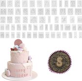 Kurtzy Kleine Alfabet Koek Vormpjes (64 Pak) – A-Z in Hoofd- en Kleine Letters, met 12 Symbolen – Voedselveilige Letter Vormen voor Fondant, Cake Decoratie, Bakken, Biscuits, Koekjes