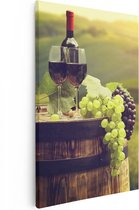 Artaza Canvas Schilderij Wijn met Druiven op een Vat in Toscane - 40x60 - Poster Foto op Canvas - Canvas Print