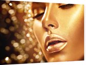 CloseUp van Gouden vrouw op zwarte achtergrond - Foto op Dibond - 90 x 60 cm