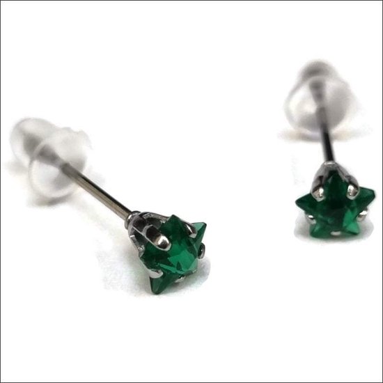 Aramat jewels ® - Zirkonia zweerknopjes ster 5mm oorbellen smaragd groen chirurgisch staal