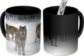 Magische Mok - Foto op Warmte Mokken - Koffiemok - Wolf - Sneeuw - Canada - Magic Mok - Beker - 350 ML - Theemok