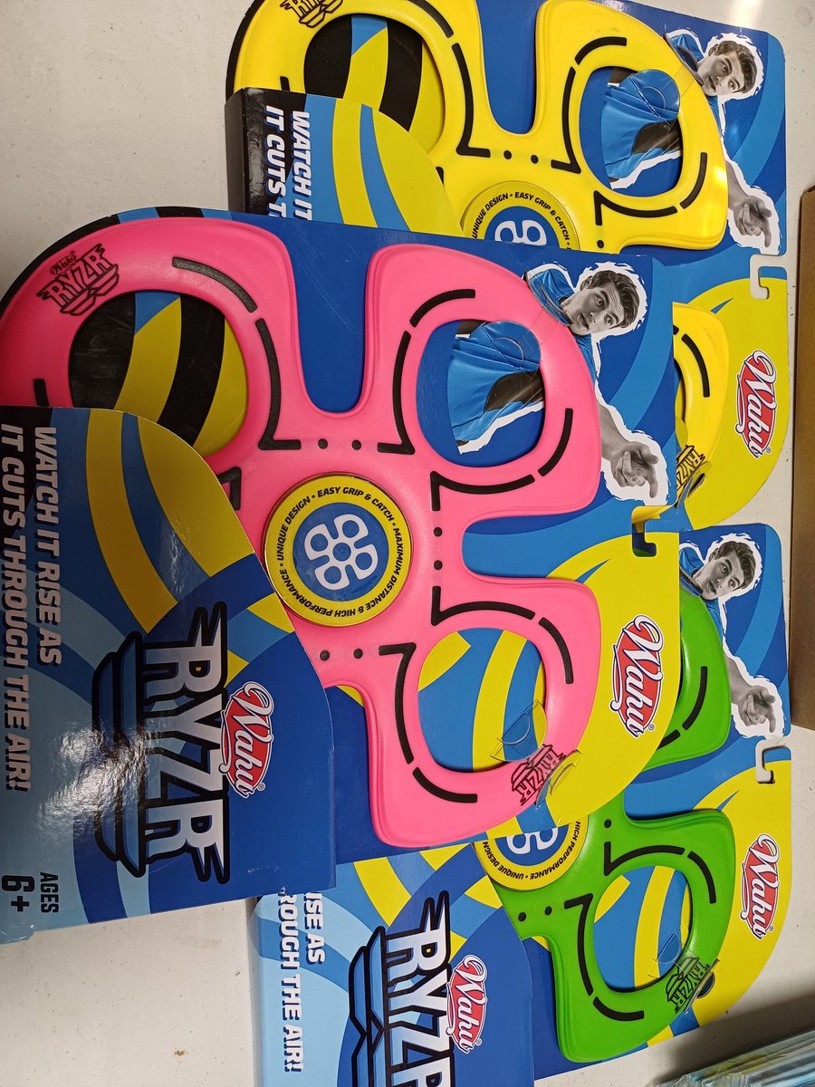 wahu ryzr buitenspeelgoed assorti geleverd