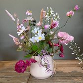 Seta Fiori - Roze weilandboeket in lage pot - roze - plukbloemen - zomerse veldbloemen -