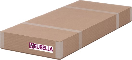 Gesloten kartonnen verpakking van Meubella met transparante tape.