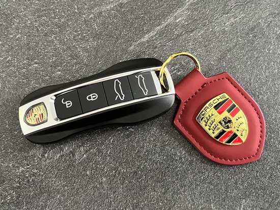 Porsche | Sleutelhanger | Leder | Bordeaux Rood | Metaal