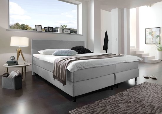 Beddenbriljant Boxspring Bravo - 140x200 - Grijs - Bonellvering - Stof - Inclusief Topper - Bed compleet