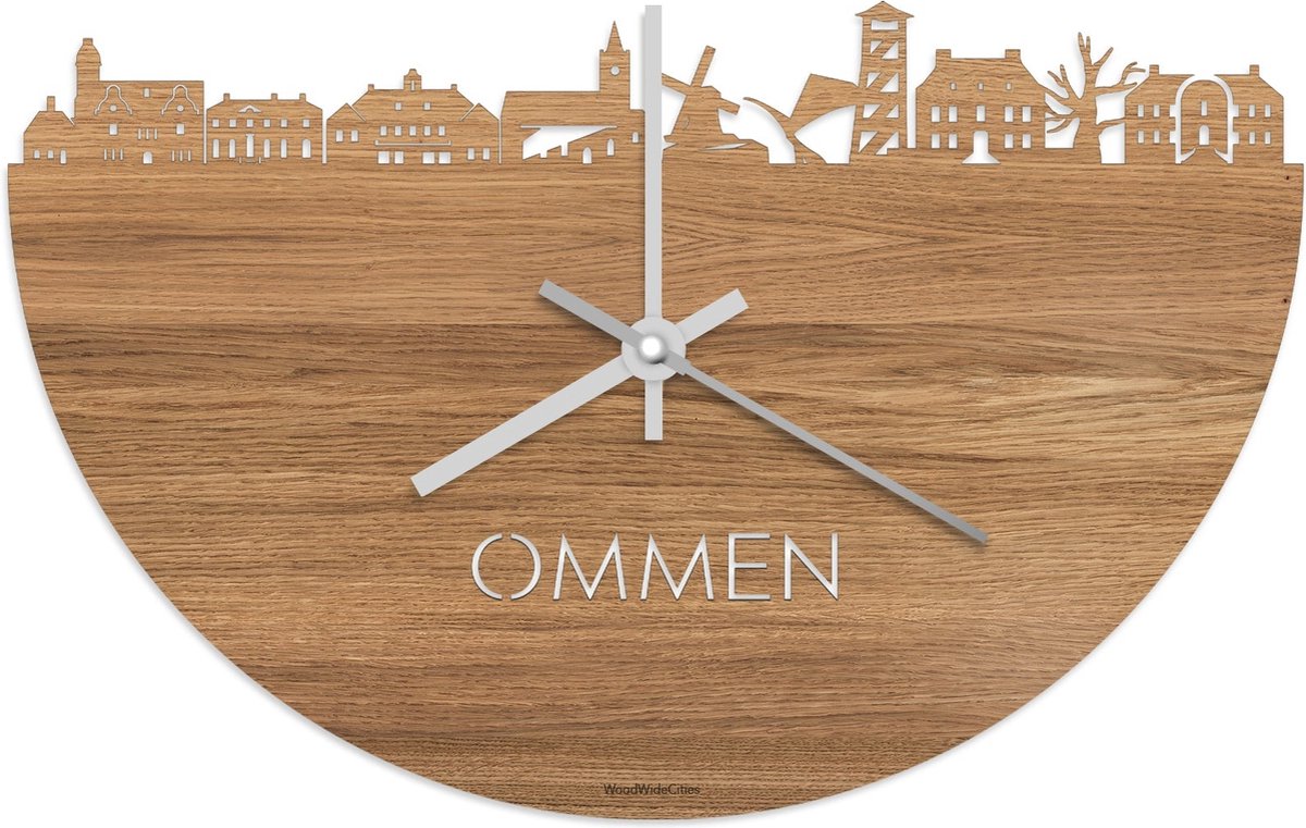 Skyline Klok Ommen Eikenhout - Ø 40 cm - Stil uurwerk - Wanddecoratie - Meer steden beschikbaar - Woonkamer idee - Woondecoratie - City Art - Steden kunst - Cadeau voor hem - Cadeau voor haar - Jubileum - Trouwerij - Housewarming - WoodWideCities