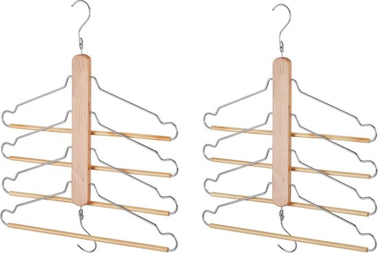 Houten kledinghanger met naam kalligrafie Houten kledinghanger met naam kalligrafie