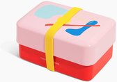 TAKENAKA POKETO Bento Nibble Box Pink x Red Cherry met Gele band milieuvriendelijke lunchbox gemaakt in Japan BPA- & rietvrij 100% recyclebaar plastic flesgebruik magnetron- en vaatwasmachinebestendig Bentobox rechthoekig W16.5xD10.95xH9.65cm 900ml