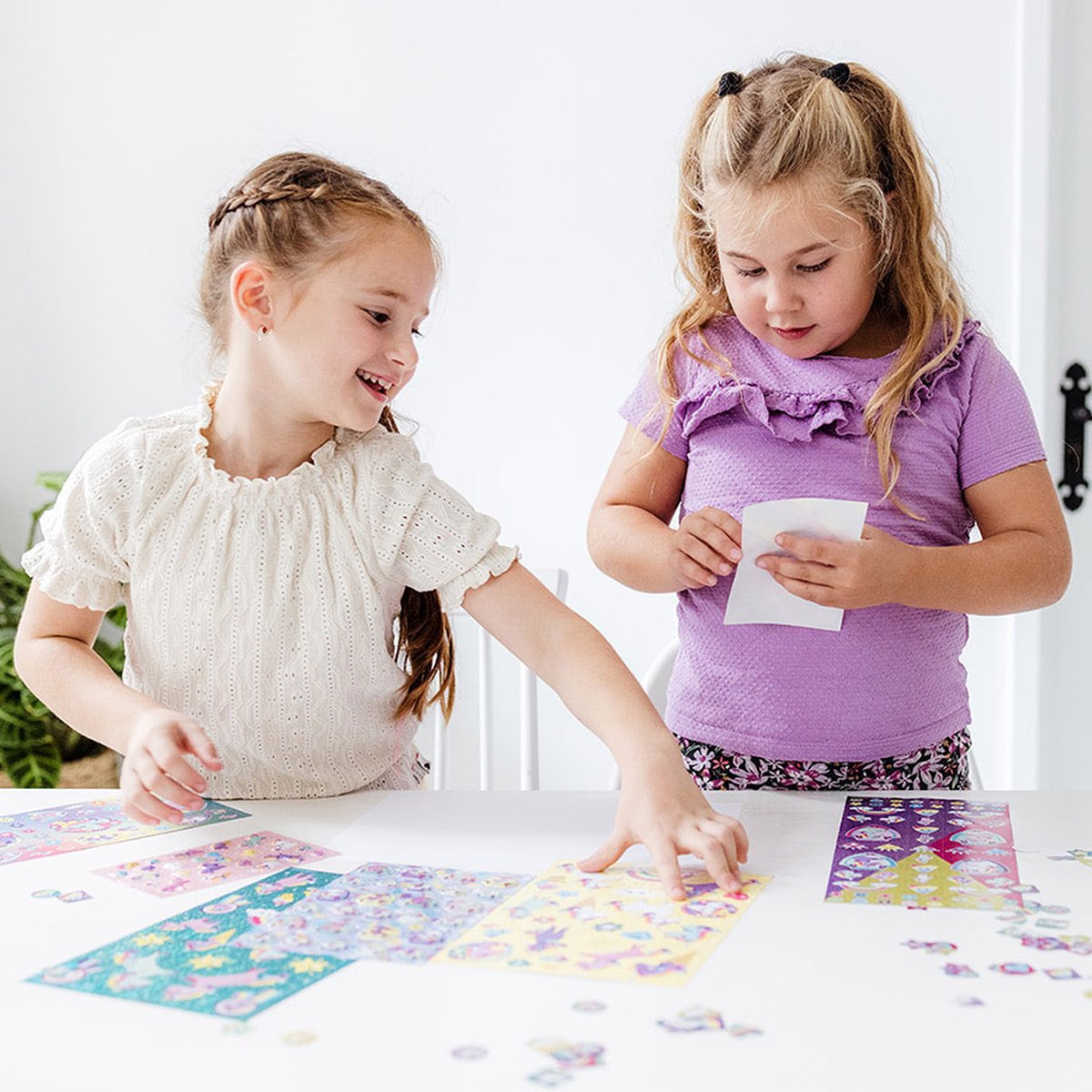 Disney Frozen Totum super sticker set XL 7 vellen - speelgoed meisjes vanaf 3 jaar - creatief knutselen stickeren met Anna en Elsa — afbeelding 13