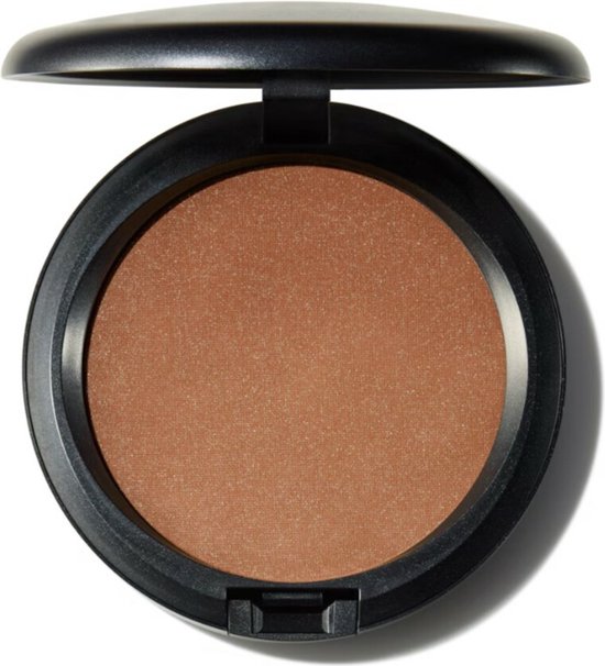MAC Cosmetics Bronzing Powder Refined Golden Bronzer bol