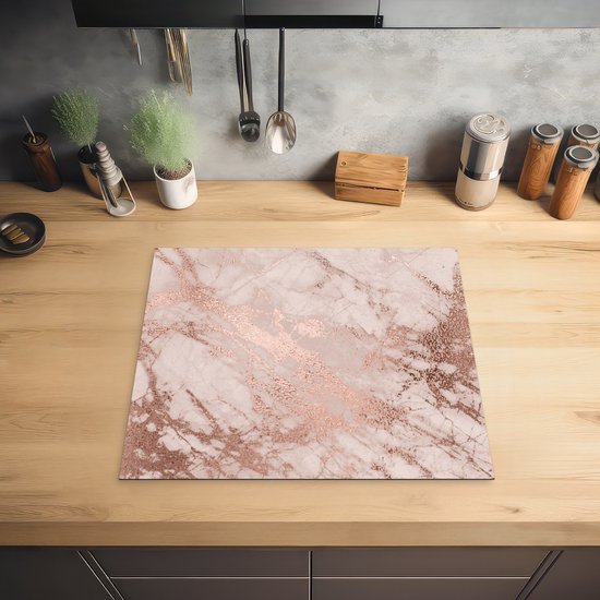 KitchenYeah® Inductie beschermer 60x50 cm - Marmer print - Roze - Luxe - Marmerlook - Glitter - Design - Kookplaataccessoires - Afdekplaat voor kookplaat - Inductiebeschermer - Inductiemat - Inductieplaat mat
