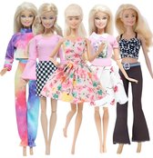 Poppenkleertjes - Geschikt voor Barbie - Set van 5 outfits - Kleding voor modepoppen - Jurken, broeken, shirts, rok - Cadeauverpakking
