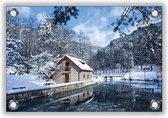 Tuinposter Huisje in Sneeuwlandschap 60x40cm- Foto op Tuinposter (wanddecoratie voor buiten en binnen)