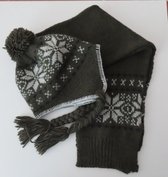 Muts + sjaal - 2 Pack - Jongens - groen , grijst - 50 cm 2 / 4 jaar