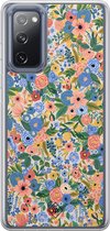 Casimoda® hoesje - Geschikt voor Samsung Galaxy S20 FE - Blue Gardens - 2-in-1 case - Schokbestendig - Bloemen - Verhoogde randen - Blauw, Transparant