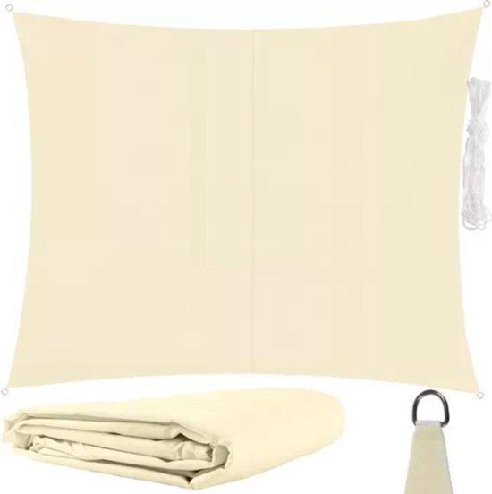 Crèmekleurig vierkant schaduwdoek met opgevouwen stof, koord en D-ring.