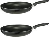2x Zwarte koekenpannen elektrisch/gas/keramisch/inductie 28 cm - bakken/koken - koekenpannen keukengerei