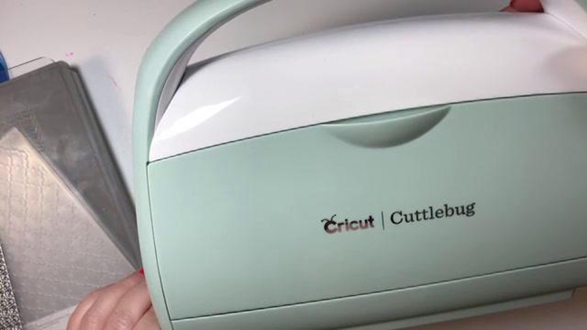 Cricut cuttlebug sale