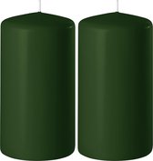 2x Donkergroene cilinderkaarsen/stompkaarsen 6 x 10 cm 36 branduren - Geurloze kaarsen donkergroen - Woondecoraties