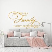 Muursticker The Love Of A Family Is Life's Greatest Gift -  Goud -  120 x 65 cm  -  alle muurstickers  woonkamer  engelse teksten - Muursticker4Sale