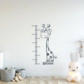 Muursticker Giraffe Met Groeimeter -  Donkergrijs -  58 x 96 cm  -  alle muurstickers  baby en kinderkamer  dieren - Muursticker4Sale