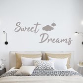 Muursticker Sweet Dreams Met Wolkjes -  Zilver -  80 x 31 cm  -  alle muurstickers  engelse teksten  slaapkamer - Muursticker4Sale