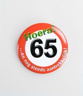 Button 65 jaar - Verkeersbord (55 mm)