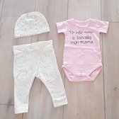MM Baby cadeau geboorte meisje jongen set met tekst aanstaande zwanger kledingset pasgeboren unisex Bodysuit | Huispakje | Kraamkado | Gift Set